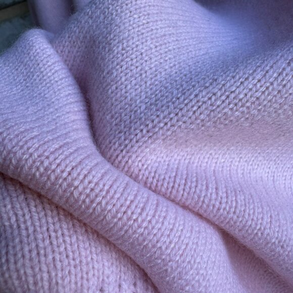 Van Kukil Kashmir Long Sleeve Turtleneck Cashmere Pink Sweater Women's Size M - Picture 9 of 10